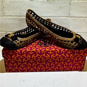 Tory Burch Black and Tan Woven Flats with box